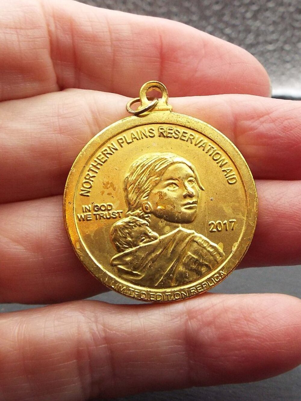 2017 NORTHERN PLAINS RESERVATION AID REPLICA SEQUOYAH COIN PENDANT 56